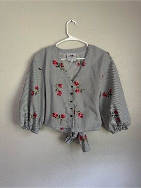 Flores Boho White Striped Embroidered Floral Tie Back Blouse Top